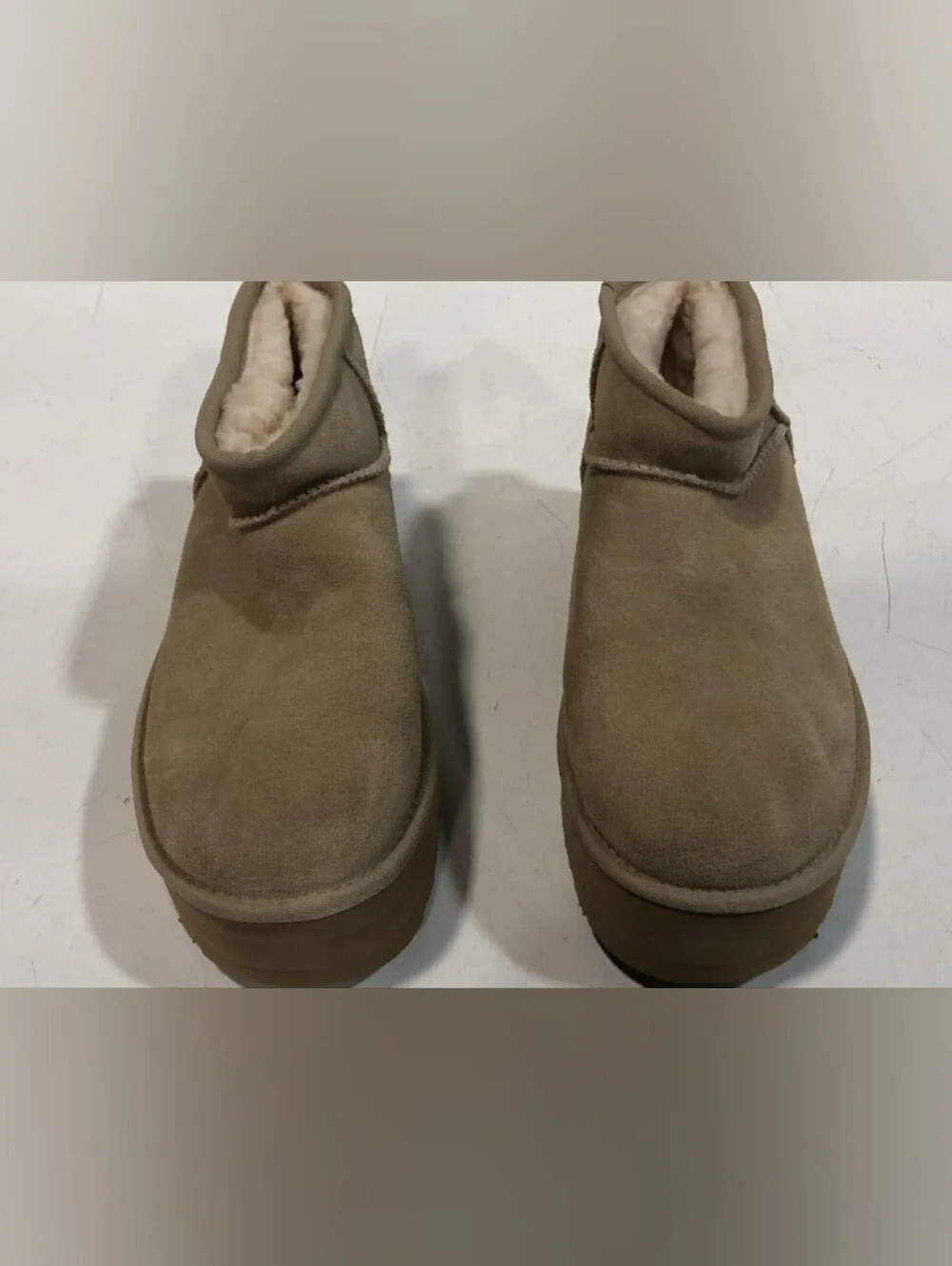 UGG Classic Ultra Mini Platform Sand Boots Size 9 Used Like New